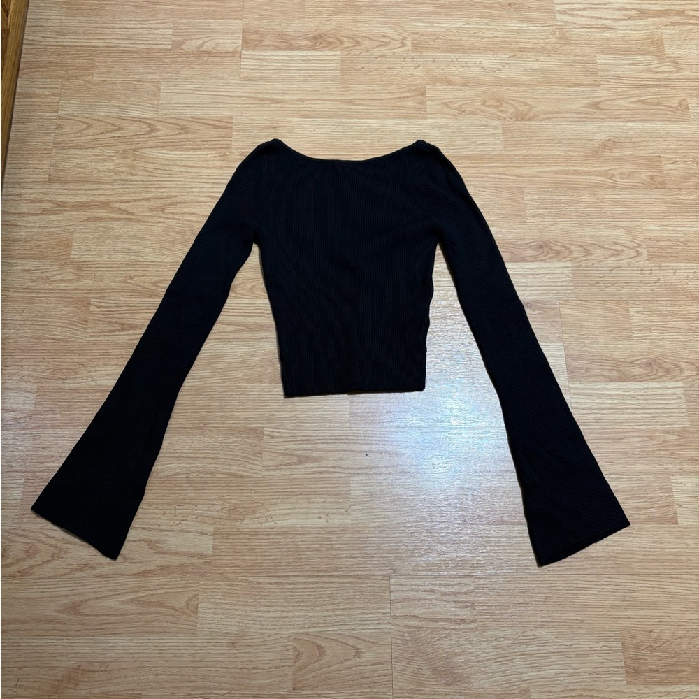 H&M Black Ribbed Crop Sweater